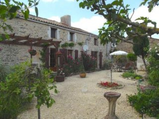 Rural House with Guest Gite