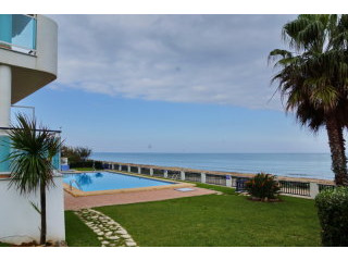 Penthouse Overlooking The Sea With..
