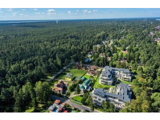 Spacious Apartment With A Terrace In..