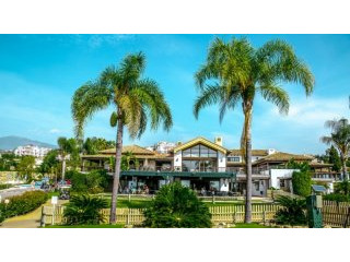 Botanic resort