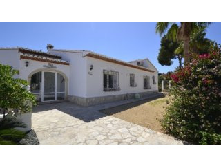 V1638 - Large Villa Near The Javea Golf..