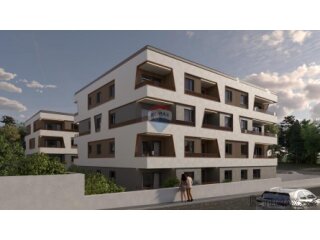 Istra, Poreč - stan na prvom katu novogradnje s dvije spavać