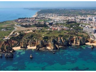 Fantastic Land For Residences In Ponta..