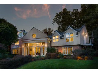 4 bedroom House For Sale: 6 W Sunnyside..
