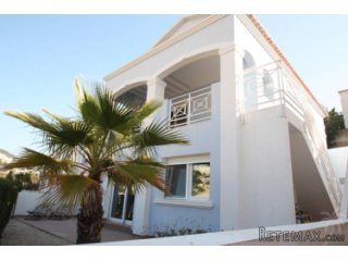 Beautiful bungalow in Calpe, with 170m built surface and..