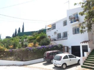 3 bedroom, 2 bathroom Villa, (build 145..