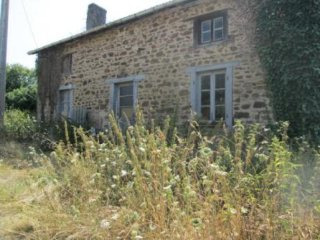 Vast Barn with Panoramic Views