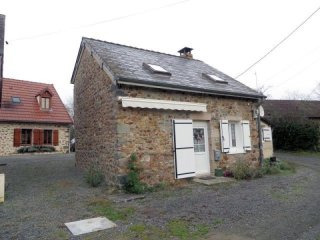 2 Bedrooms - House - Bourgogne - For..