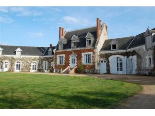 Superb Home, Gites, Pool And A Vineyard