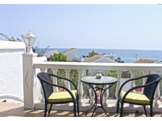 Radhus om 3 rum & kök i vackra Tropicana, Nerja.