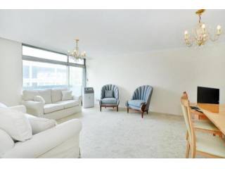 2 Bedrooms - Apartment - London - For..