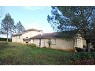 3 Bedroom Longere With Garden, Terrace..