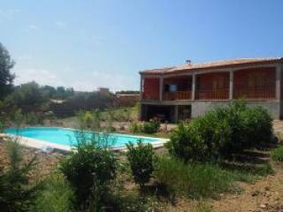 Recent Villa In A Good Location