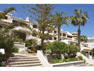 Apartamento con orientación sur en Cabo Roig, a tan sólo 5..