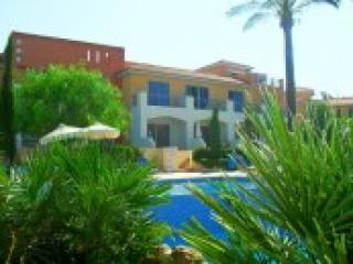 2 Bed apartment in Anarita Valley..