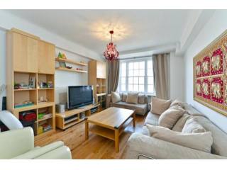 3 Bedrooms - Apartment - London - For..