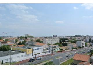 Apartment - Poitou-Charentes - For Sale