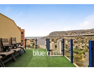 Beautiful 3-bedroom apartment with sea..