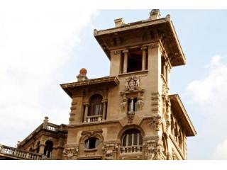 4 Bedrooms - Attic - For Sale