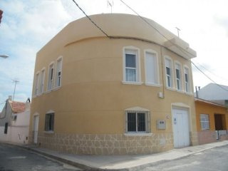3 Bedrooms - Property - Alicante - For..