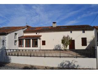 5 bedroom village house with courtyard..