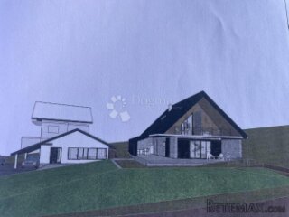 STARI LAZ - veliko zemljište s plaćenim komunalijama