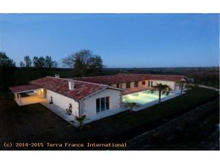 *spanish Villa In South Of France*..