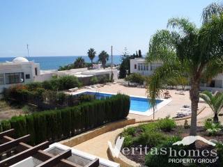 Ref: X5813 - Duplex/Triplex/Townhouse..