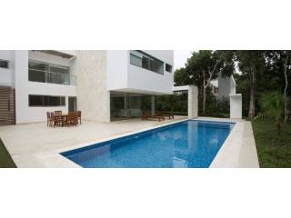 Casa Blanca vacation rental