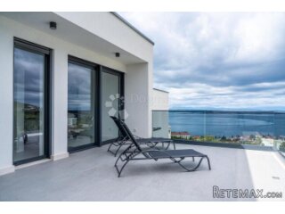 Ekskluzivni dom s panoramskim pogledom na more - Crikvenica