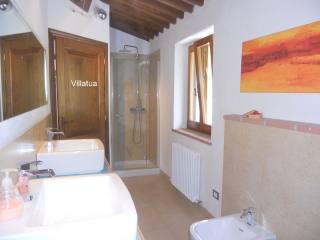 Country/farmhouse - For Sale -..