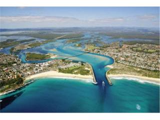 Crystal Waters Estate - 133 South..