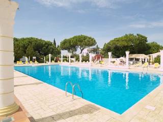 2 bedroom Apartment in Dunas Douradas