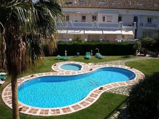 2 Bedroom Middle Floor Apartment