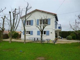 3 Bedrooms - House - Poitou-Charentes ..