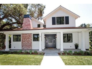 Stunning home in prime location