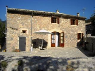 2 Bedrooms - Finca - Islas Baleares -..