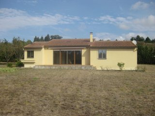3 Bedrooms - Villa -..