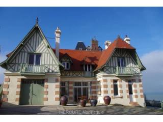 3 bedroom Character For Sale: 14910..