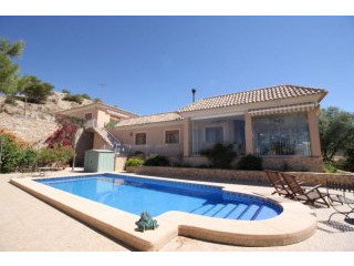 Business Property 2 Villas 2 Entrances..