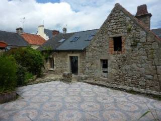 House Just 10 Minutes from Beach