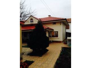Woning Van 100m2 Met 400m2 Tuin In..