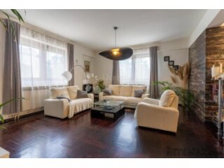 127 m², 4-soban stan s loggiom i parkirnim mjestom, Gornji