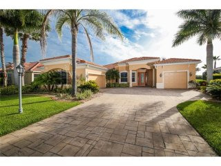4 bedroom House For Sale: 1742 Bobcat..