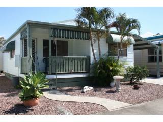 Pacific Palms Village Burpengary -..