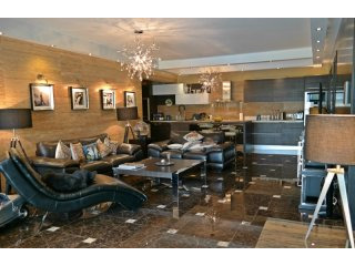 Marvelous 4 Bedroom Beach Front Ground..
