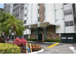 2 bedroom Flat For Sale: 400 Diplomat..