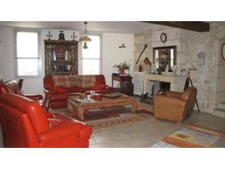 Town House 8 Rooms
