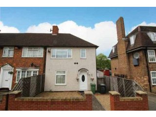 3 bedroom, End Of Terrace House house..