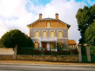 Majestic 1920's Mansion House